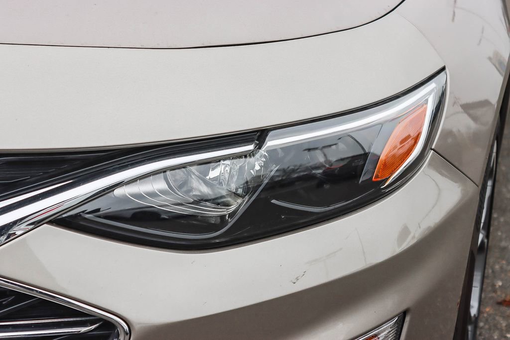 Used 2025 Chevrolet Malibu LT image 7