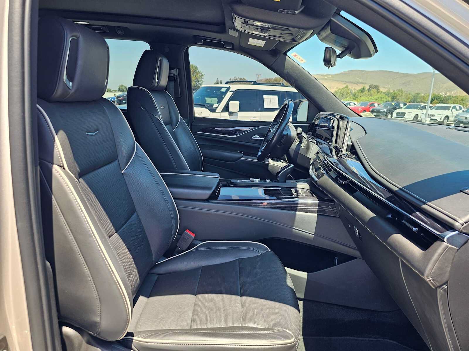 Used 2022 Cadillac Escalade Sport w/ Touring Package AWD/4WD image 10