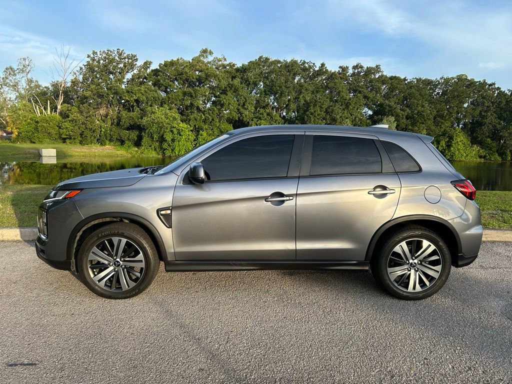Used 2020 Mitsubishi Outlander Sport ES FWD image 3