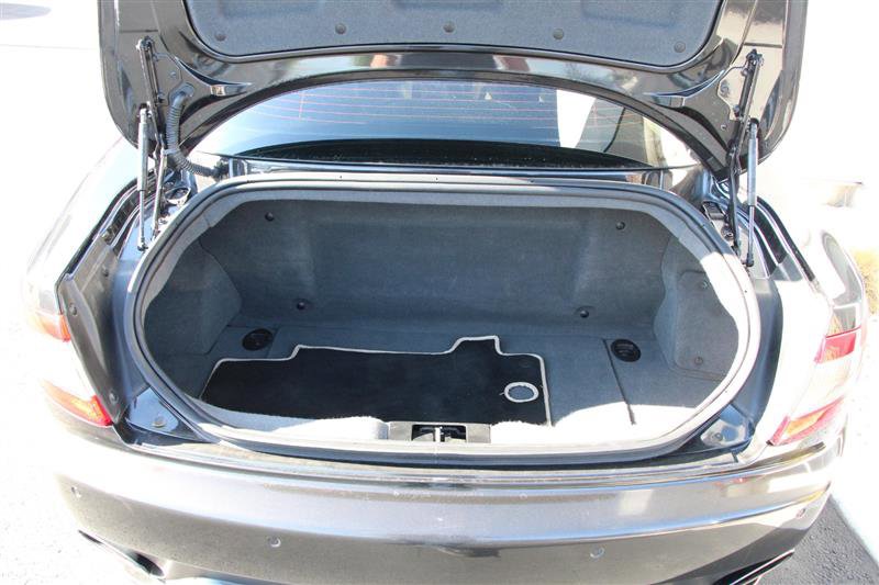 Used 2013 Maserati GranTurismo Sport RWD image 40