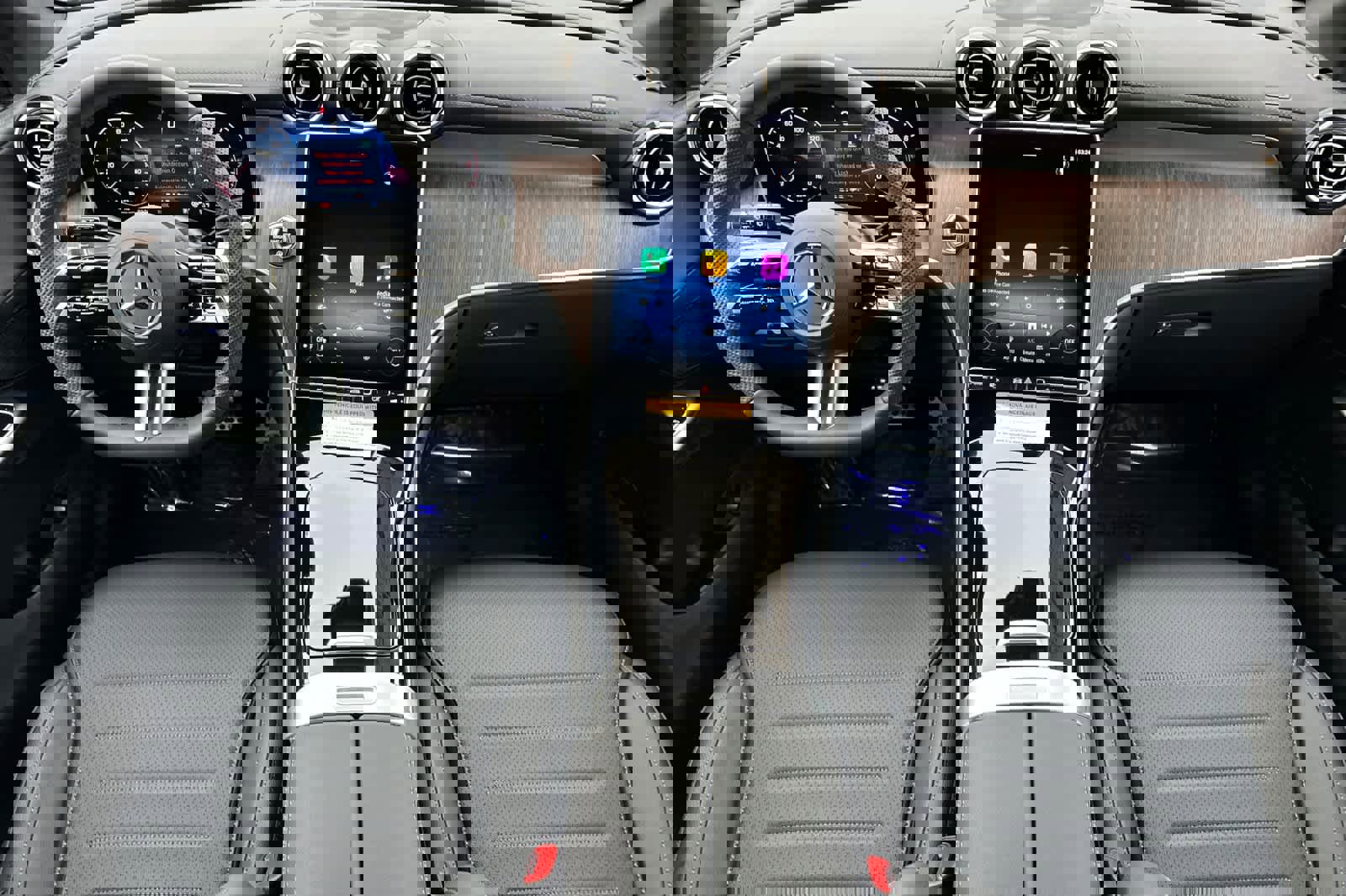 New 2026 Mercedes-Benz GLC 300 4MATIC image 12