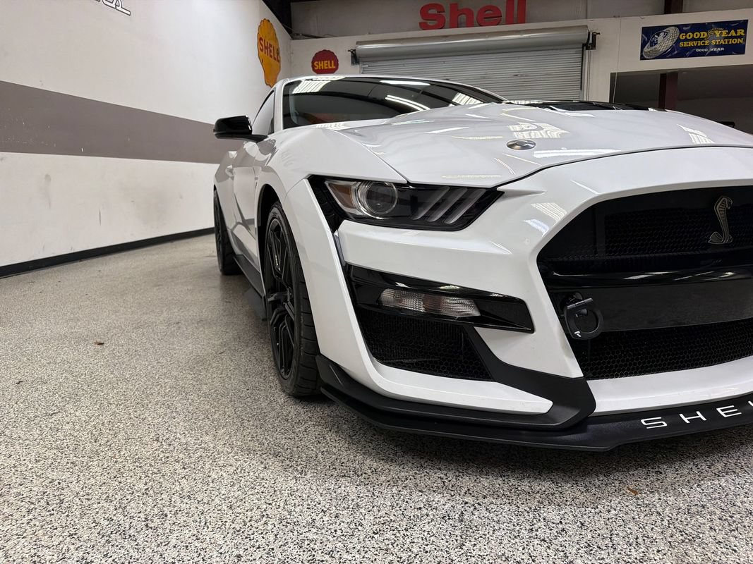 Used 2020 Ford Mustang Shelby GT500 w/ Technology Package RWD image 14