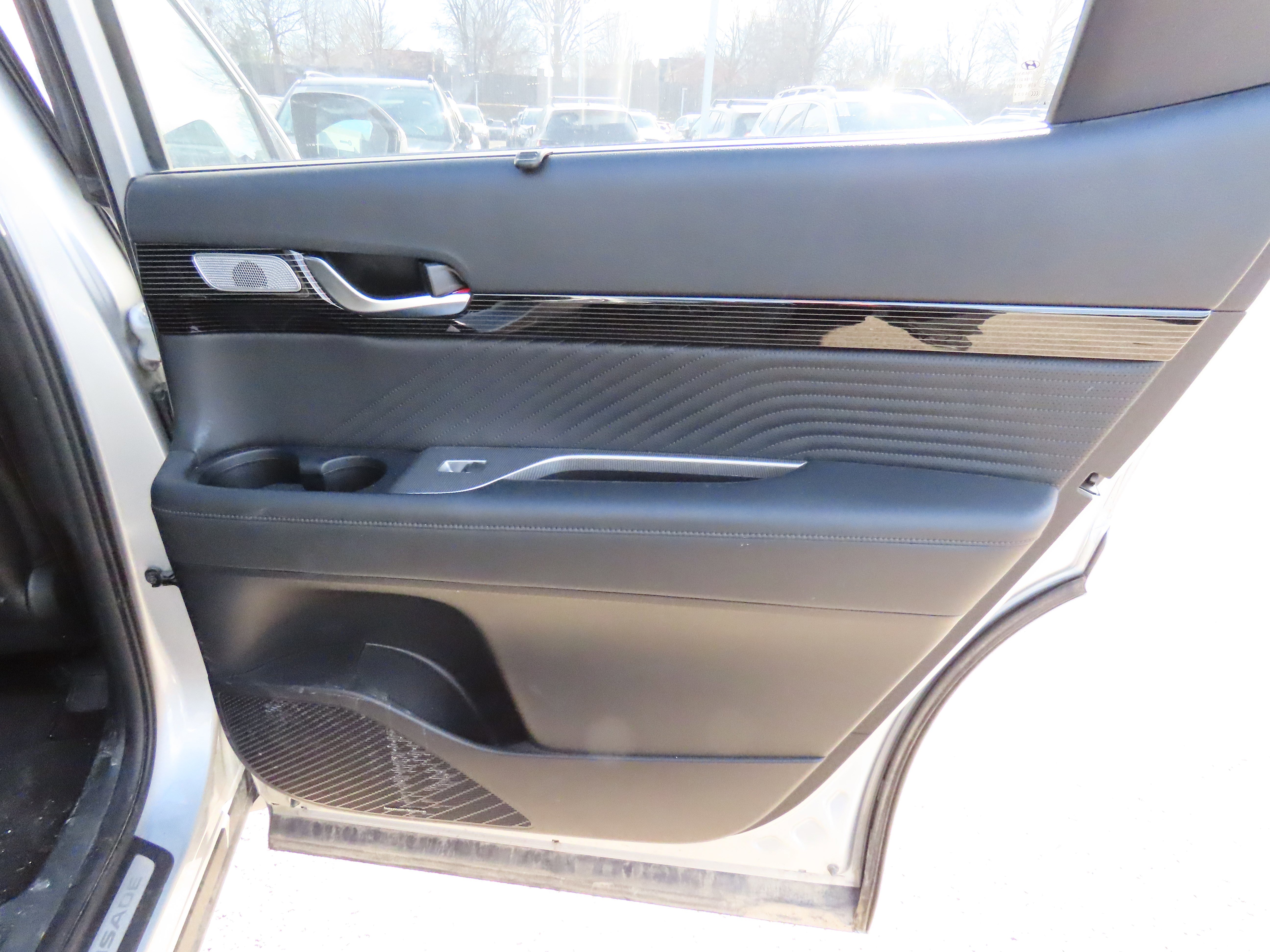 Used 2023 Hyundai Palisade Calligraphy image 12