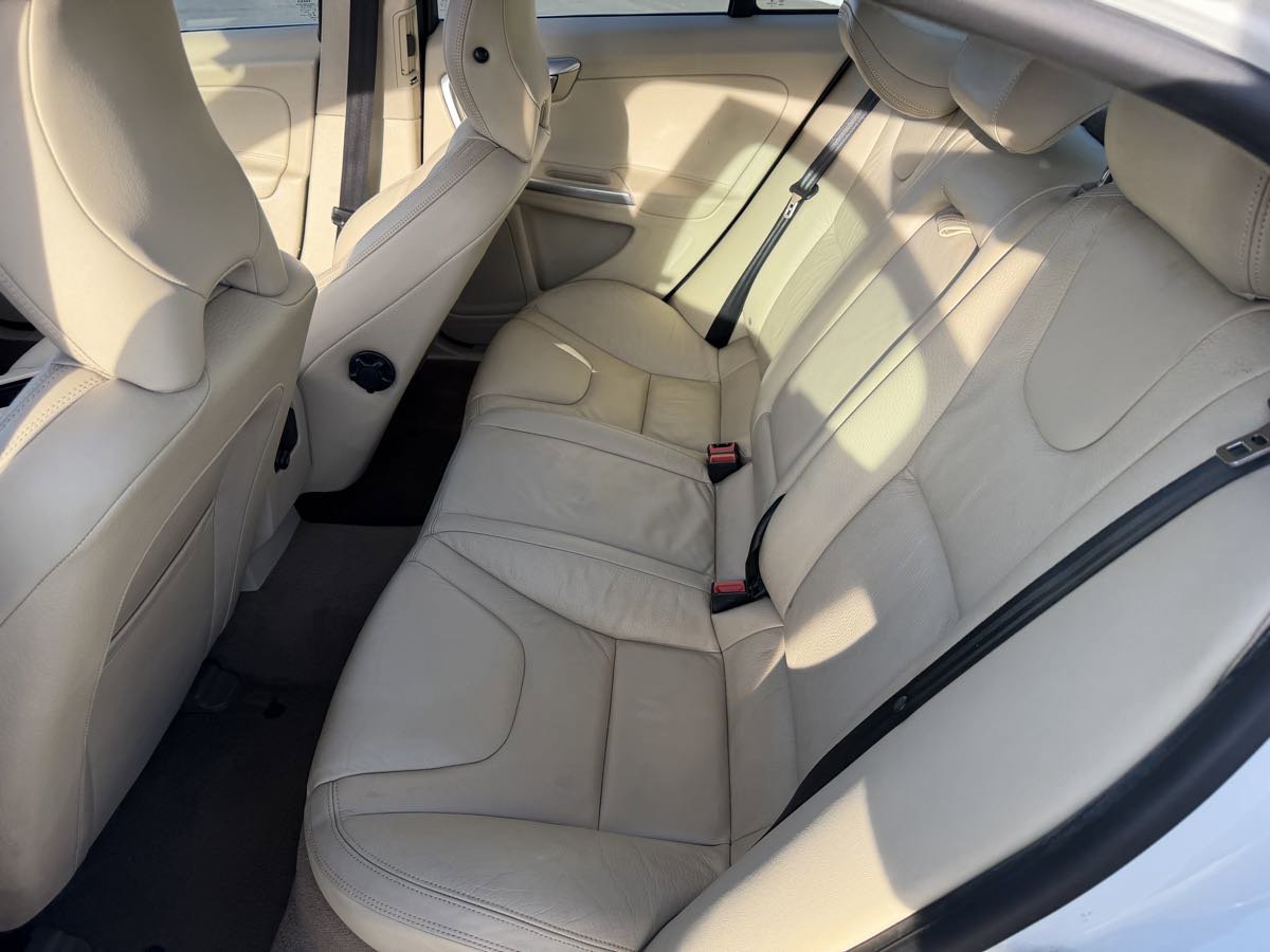 Used 2014 Volvo S60 T5 image 13