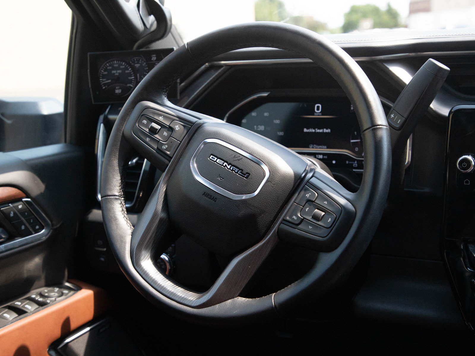 Used 2024 GMC Sierra 3500 Denali Ultimate AWD/4WD image 15