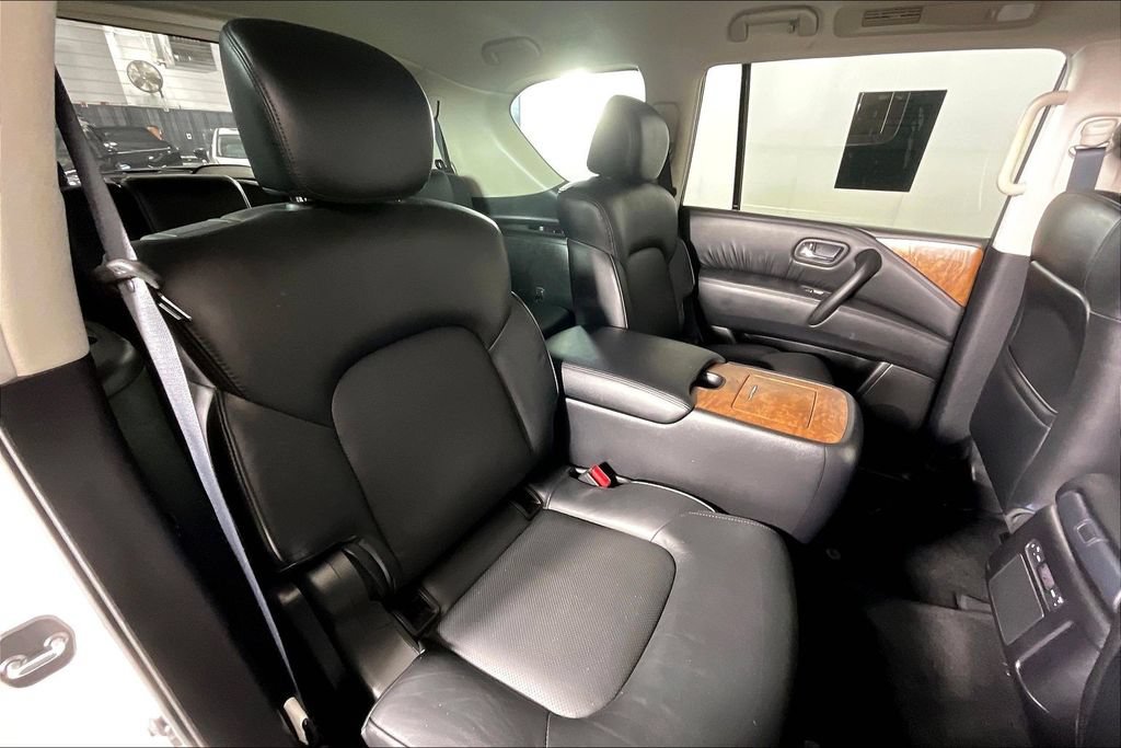 Used 2023 Nissan Armada SL w/ Captain's Chairs Package AWD/4WD image 35