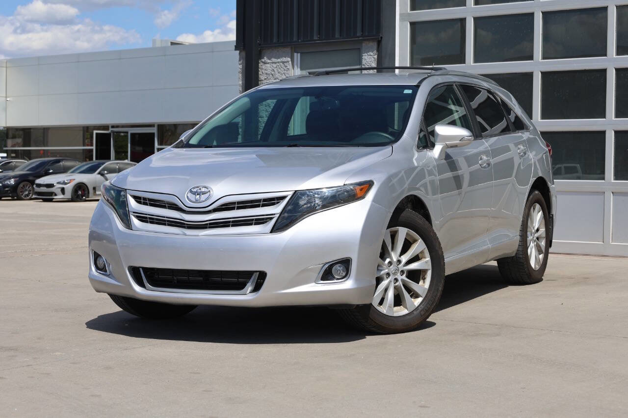 Used 2013 Toyota Venza LE AWD/4WD image 3