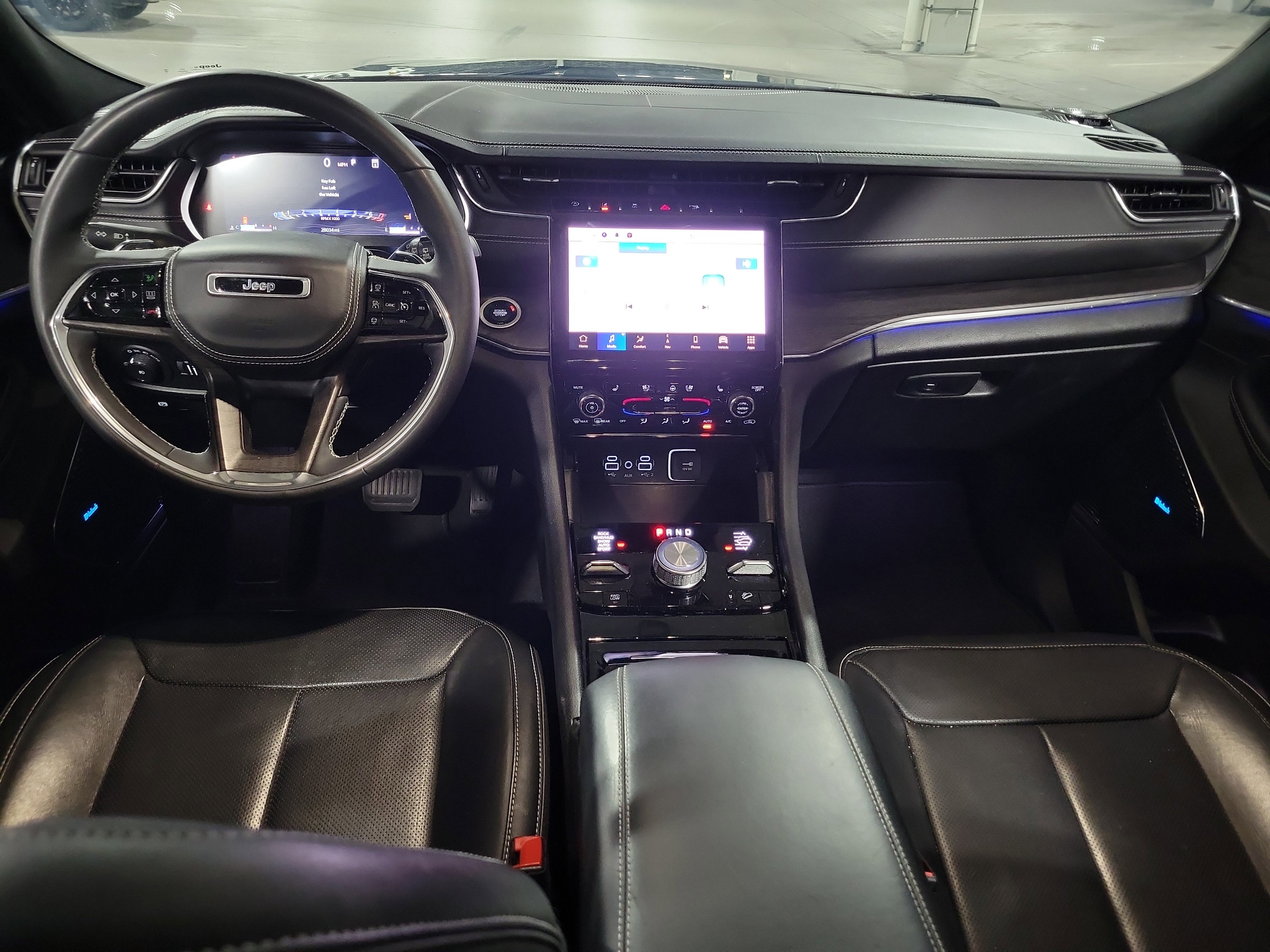 Used 2023 Jeep Grand Cherokee L Overland image 18