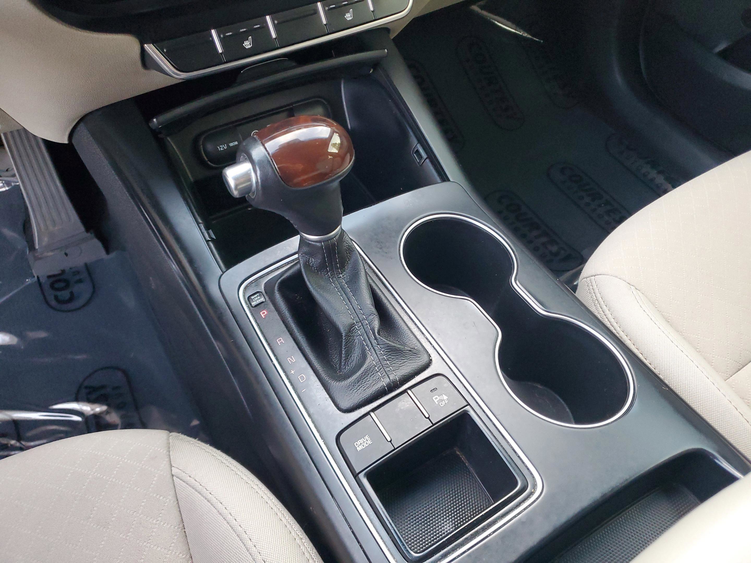 Used 2018 Kia Sorento LX image 27