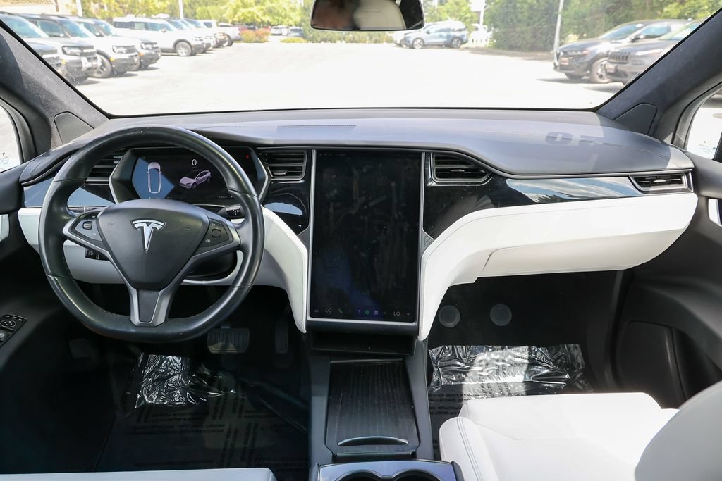 Used 2020 Tesla Model X Long Range AWD/4WD image 39