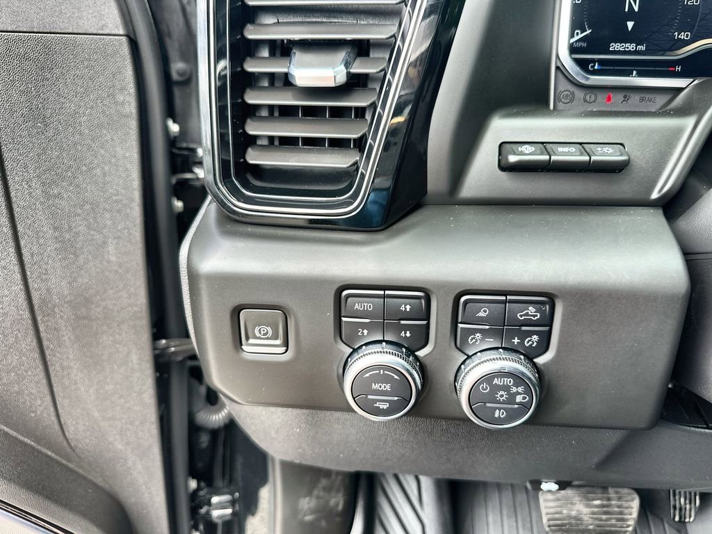 Certified 2024 GMC Sierra 1500 AT4X w/ AT4X AEV Edition image 18