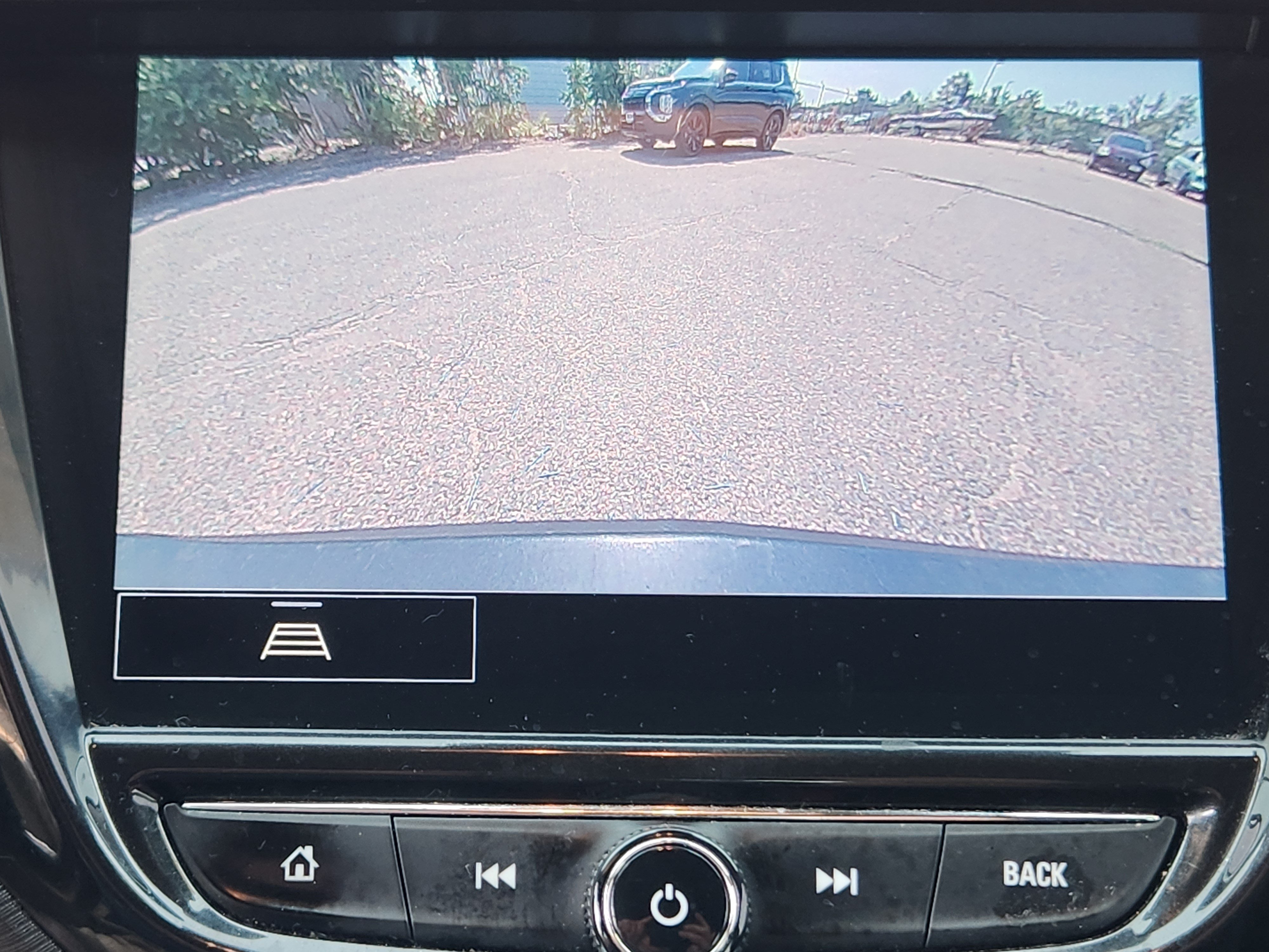 Used 2022 Chevrolet TrailBlazer RS w/ Technology Package AWD/4WD image 13