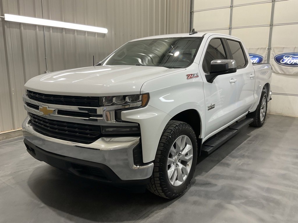 Used 2019 Chevrolet Silverado 1500 LT w/ Texas Edition image 3