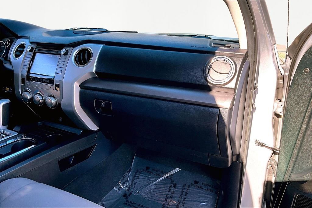 Used 2016 Toyota Tundra SR5 image 18
