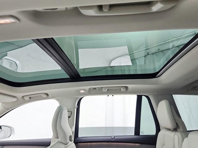 New 2026 Volvo XC90 B6 Ultra image 22