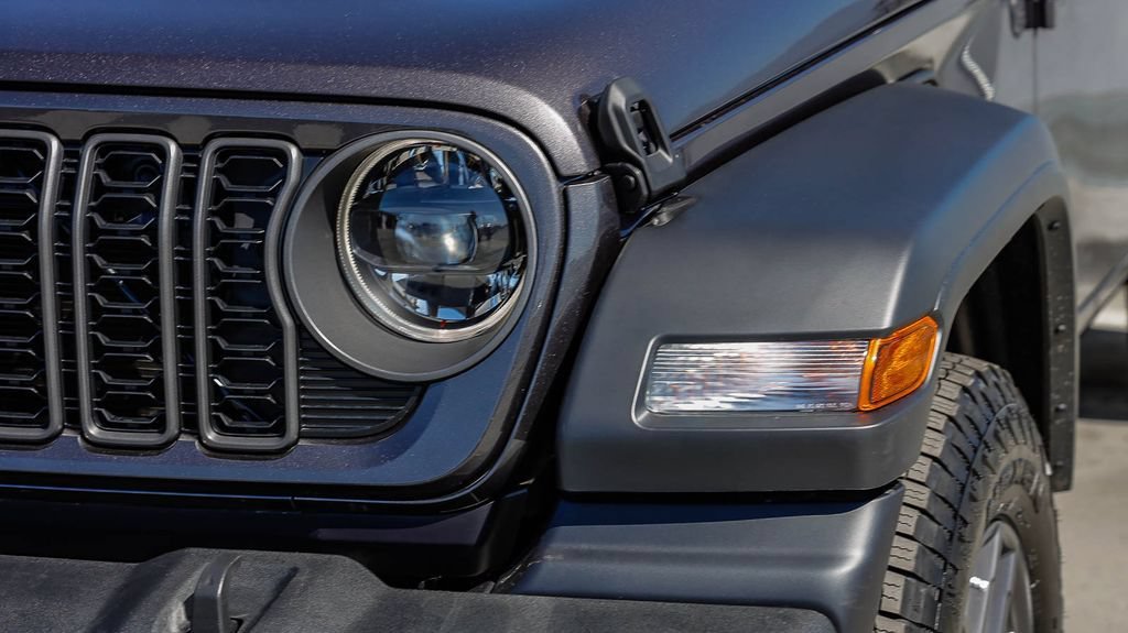 New 2026 Jeep Wrangler Unlimited Sport AWD/4WD image 5