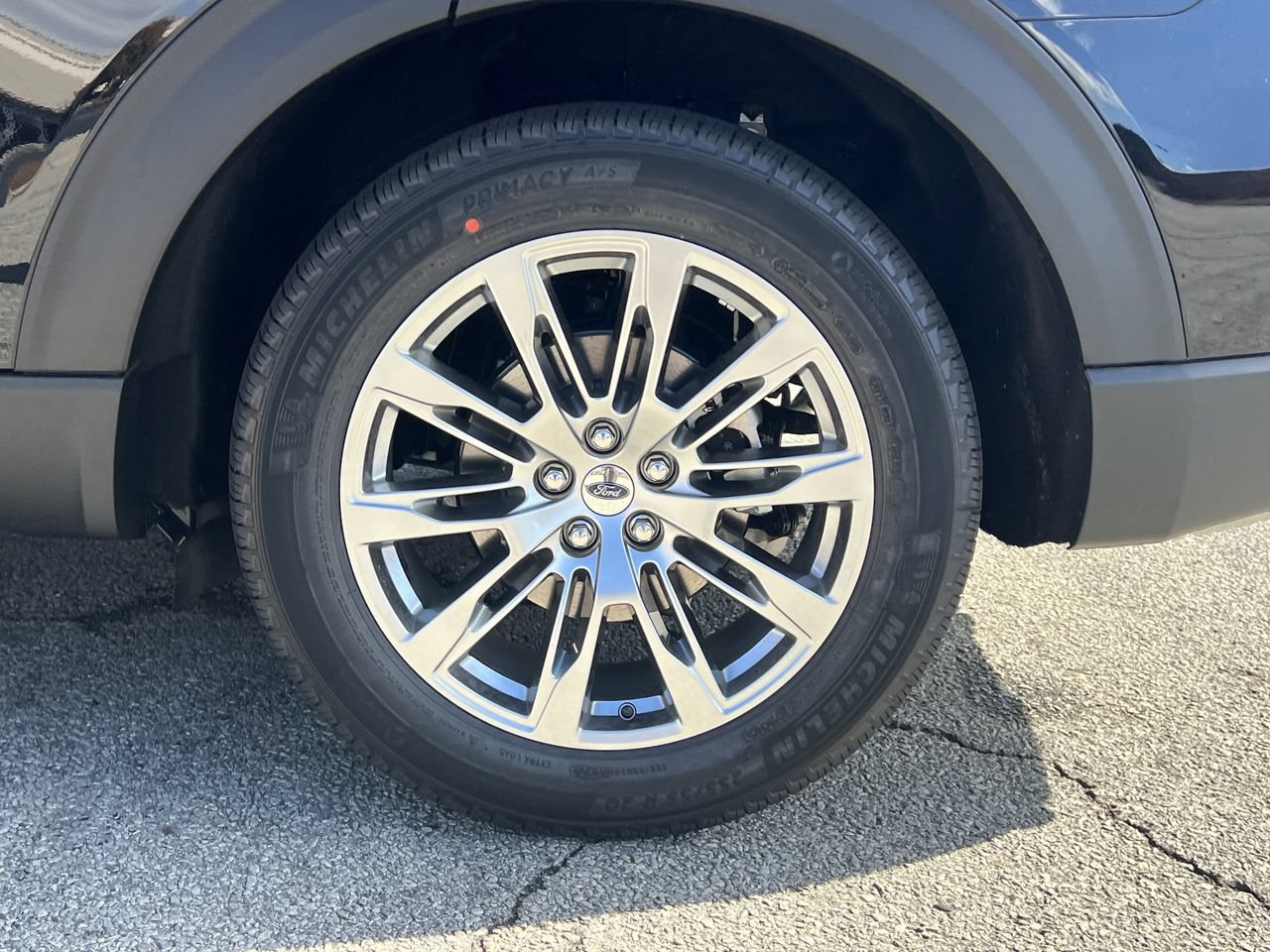 New 2026 Ford Explorer Platinum RWD image 32