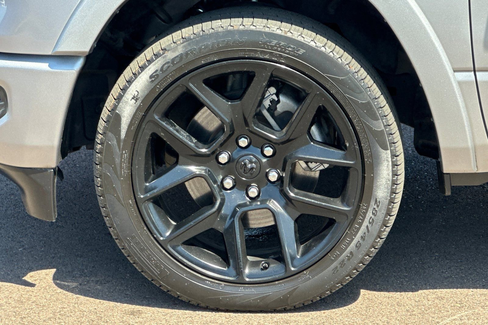 Used 2022 RAM 1500 Laramie AWD/4WD image 24