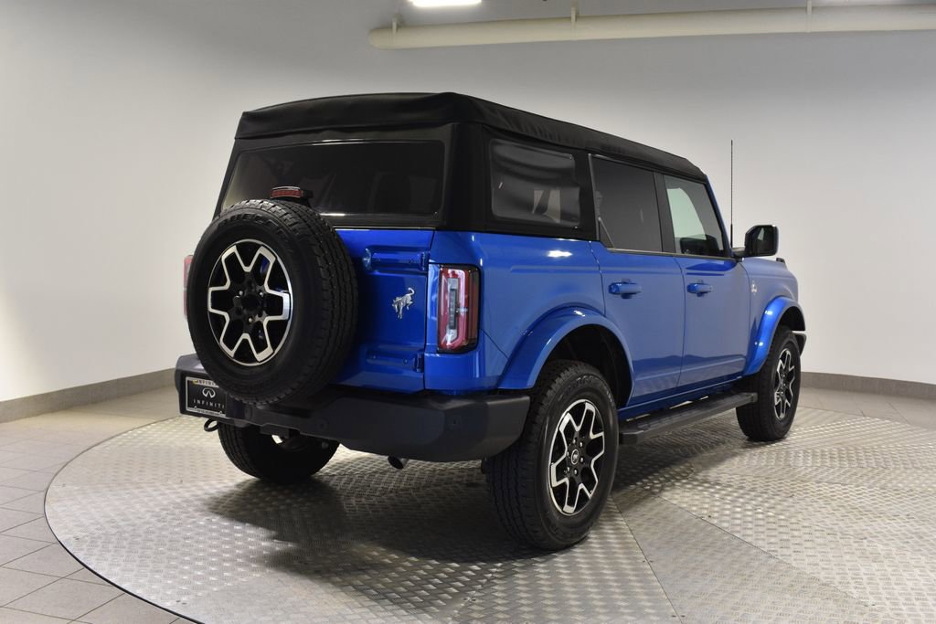 Used 2024 Ford Bronco Outer Banks image 3