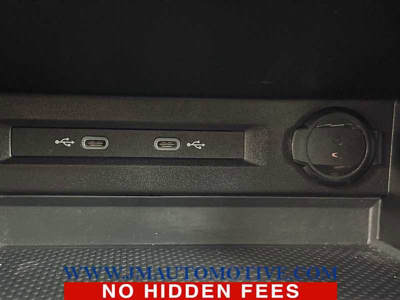 Used 2022 Volkswagen Tiguan S image 38