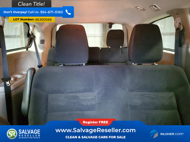 Used 2019 Dodge Grand Caravan SE w/ UConnect Hands-Free Group image 13
