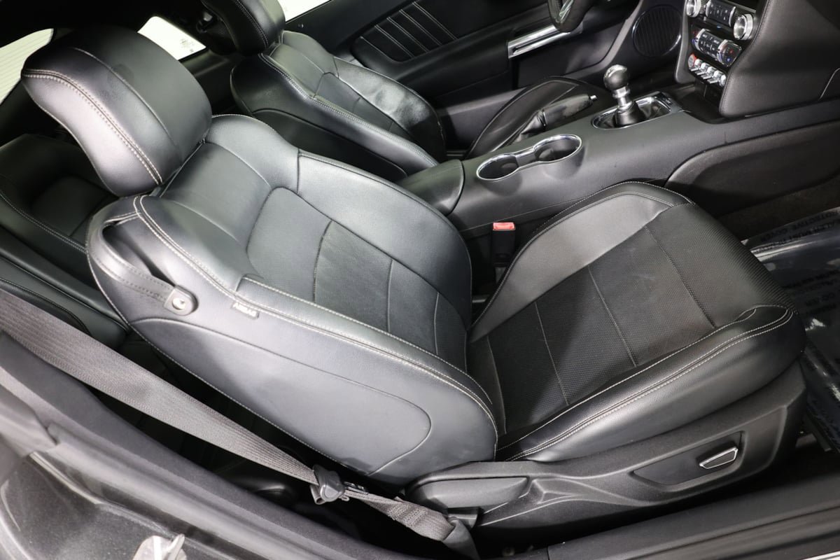 Used 2015 Ford Mustang GT Premium w/ GT Performance Package RWD image 31