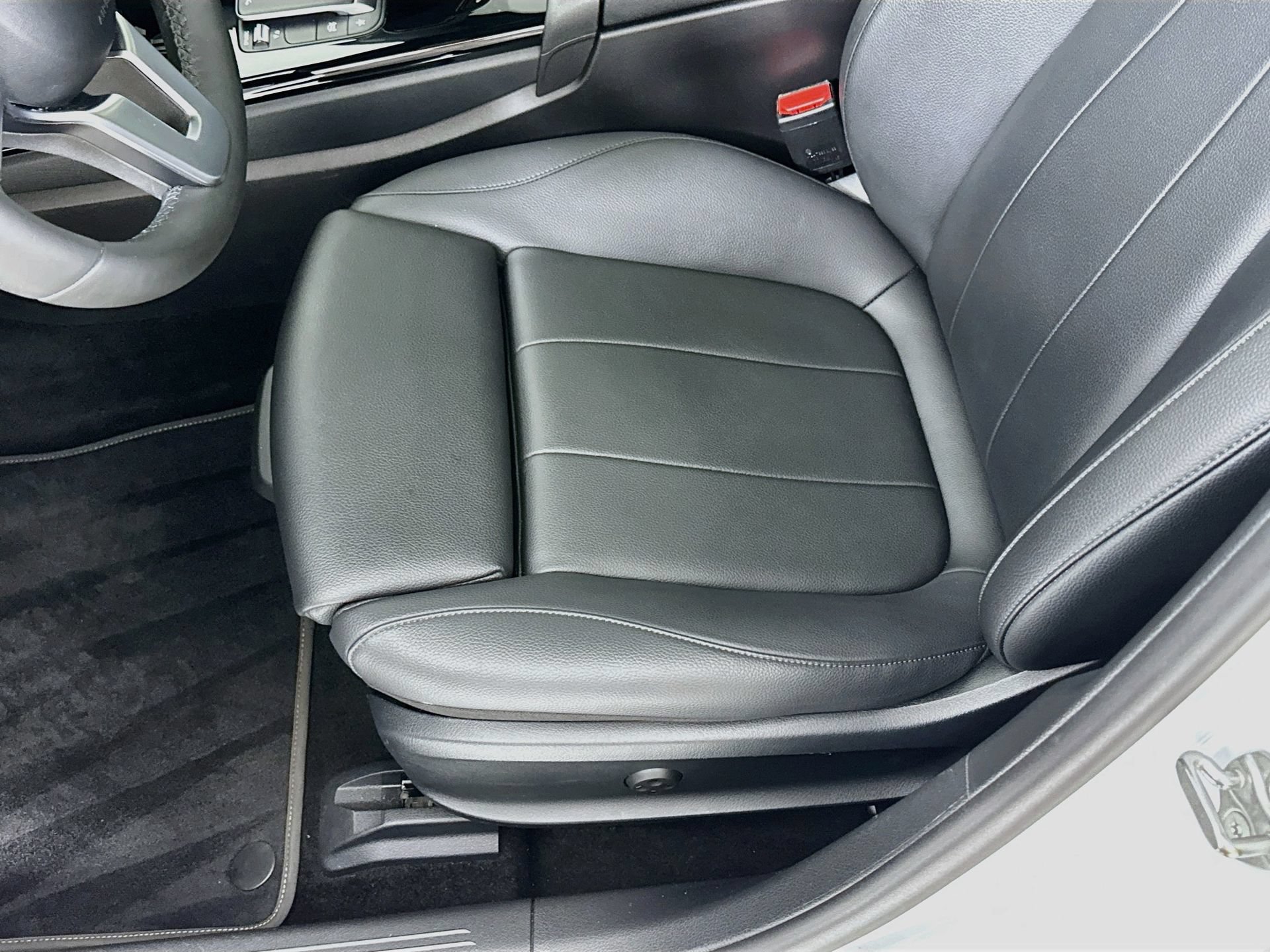 Used 2021 Mercedes-Benz A 220 4MATIC image 21