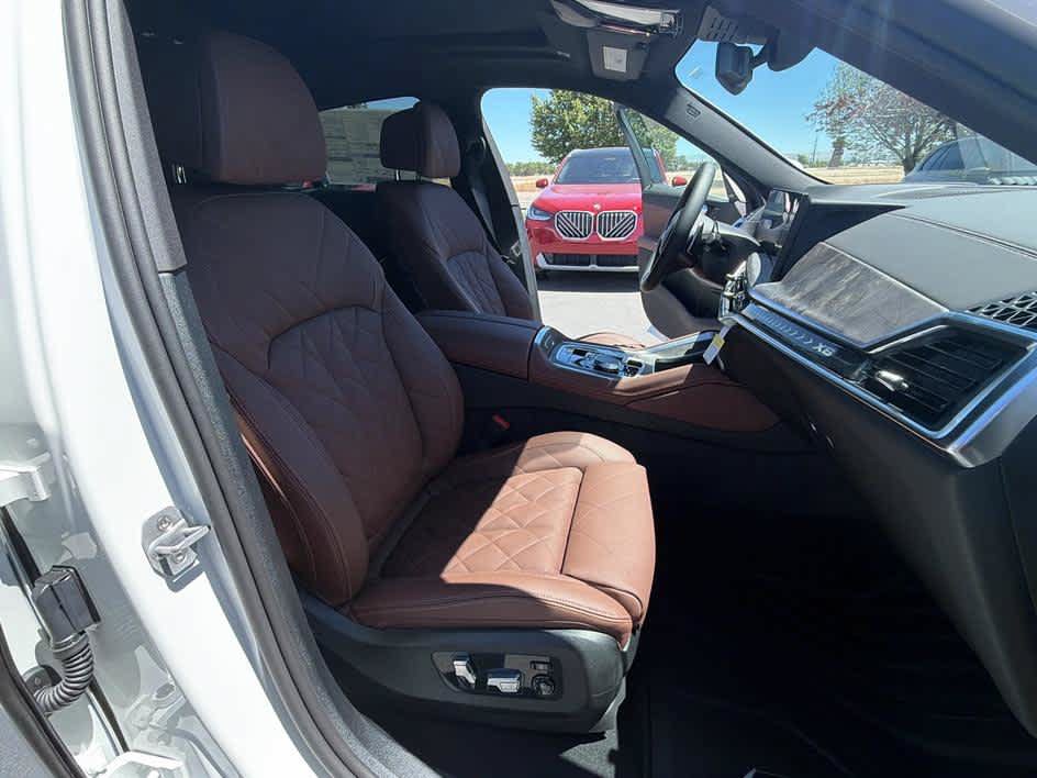 New 2027 BMW X6 xDrive40i AWD/4WD image 30
