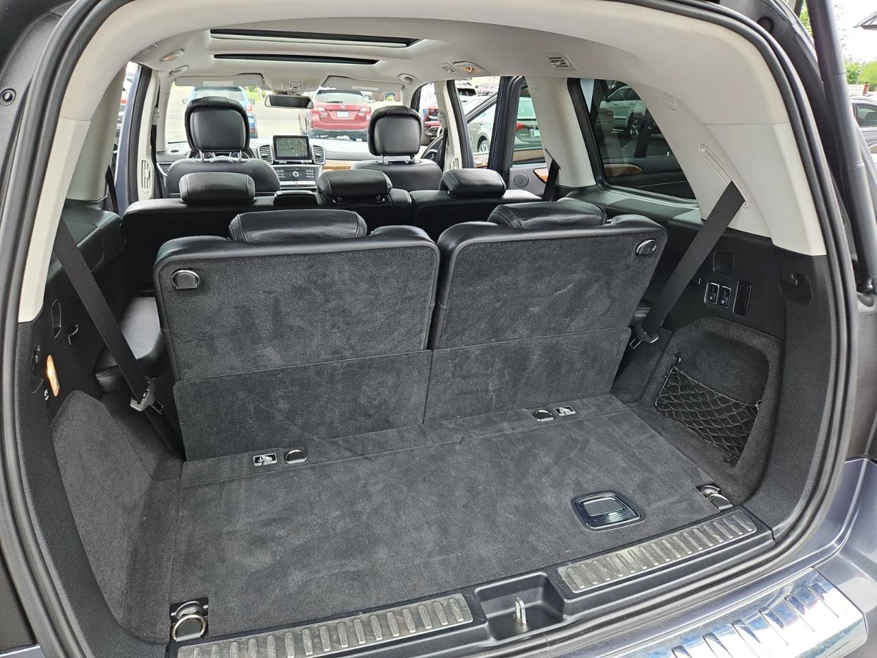 Used 2017 Mercedes-Benz GLS 550 4MATIC image 41