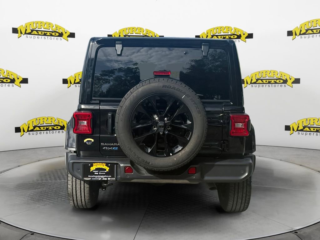 Certified 2025 Jeep Wrangler Unlimited Sahara w/ Safety Group image 4