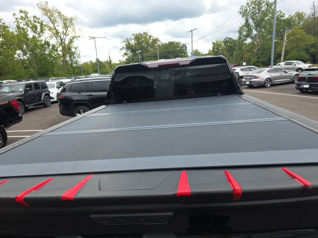 Used 2022 Chevrolet Silverado 1500 RST AWD/4WD image 9