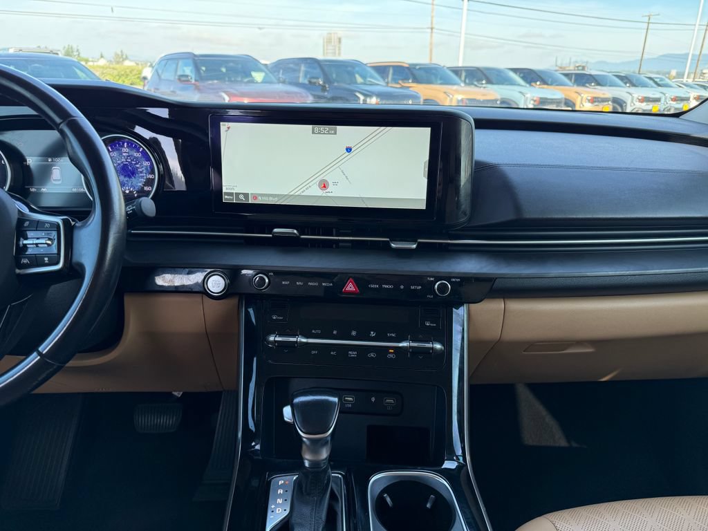 Certified 2022 Kia Carnival EX FWD image 24