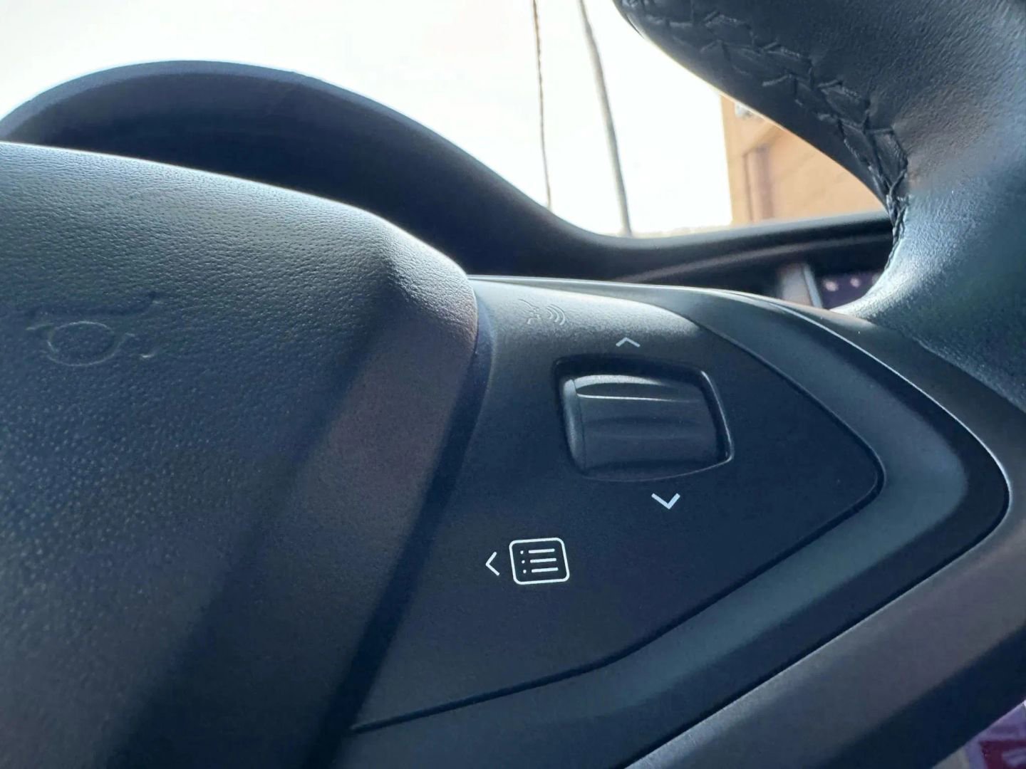 Used 2018 Tesla Model X 75D image 29