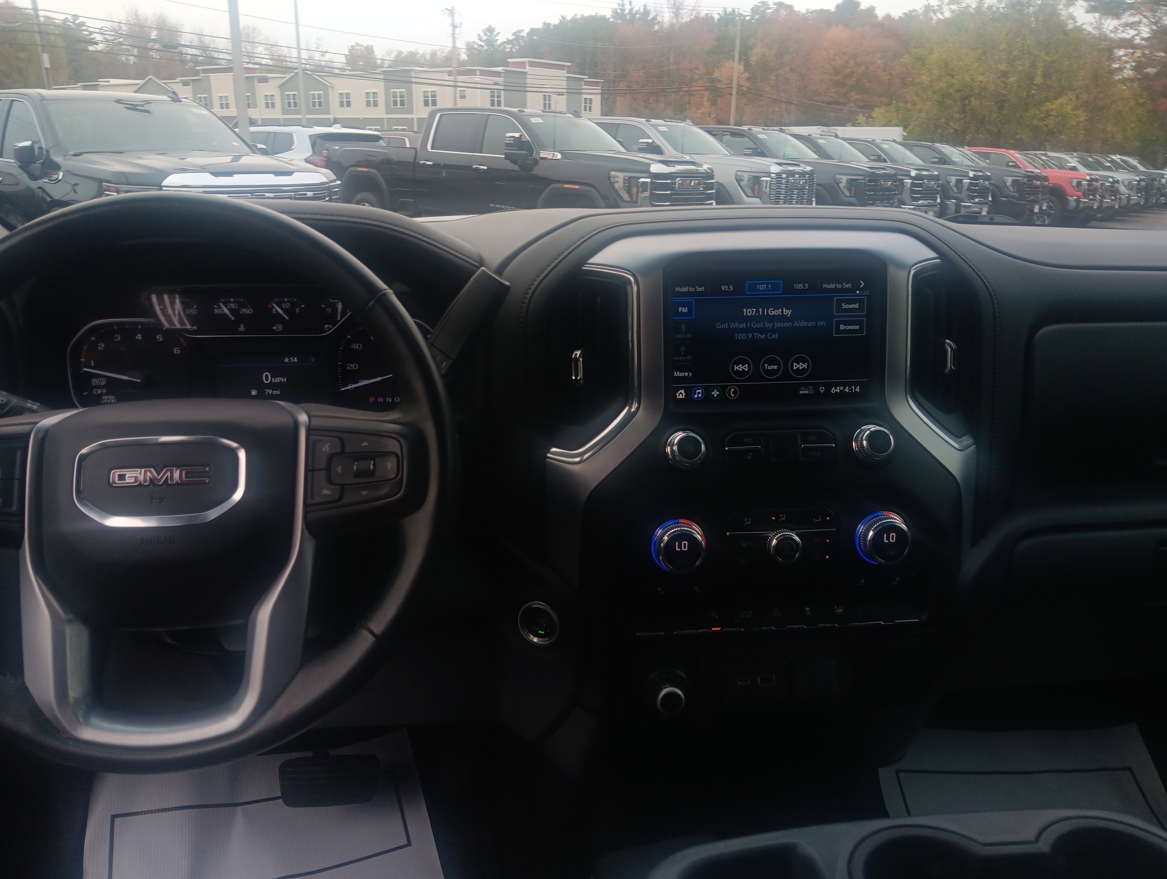 Certified 2020 GMC Sierra 1500 SLE w/ SLE Value Package image 10