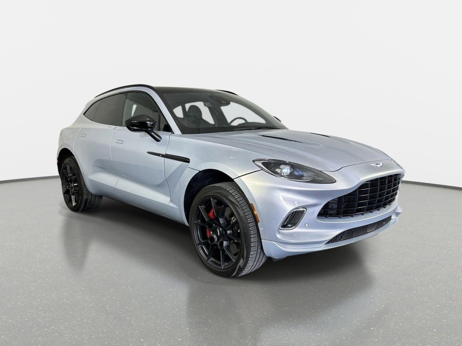 Used 2023 Aston Martin DBX AWD/4WD image 2