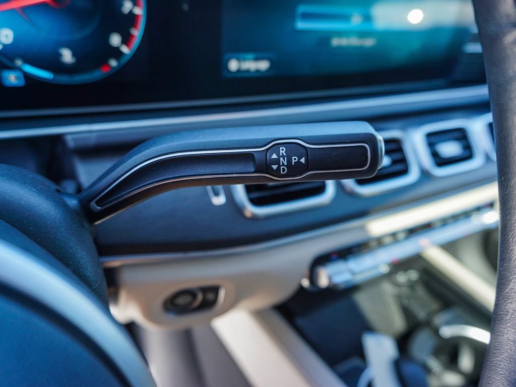 Used 2020 Mercedes-Benz GLE 350 4MATIC image 22
