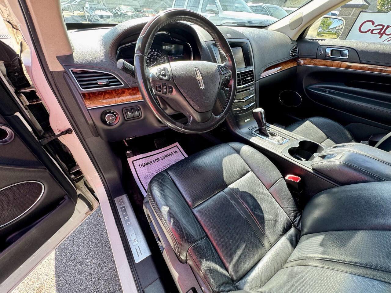 Used 2013 Lincoln MKT AWD image 13