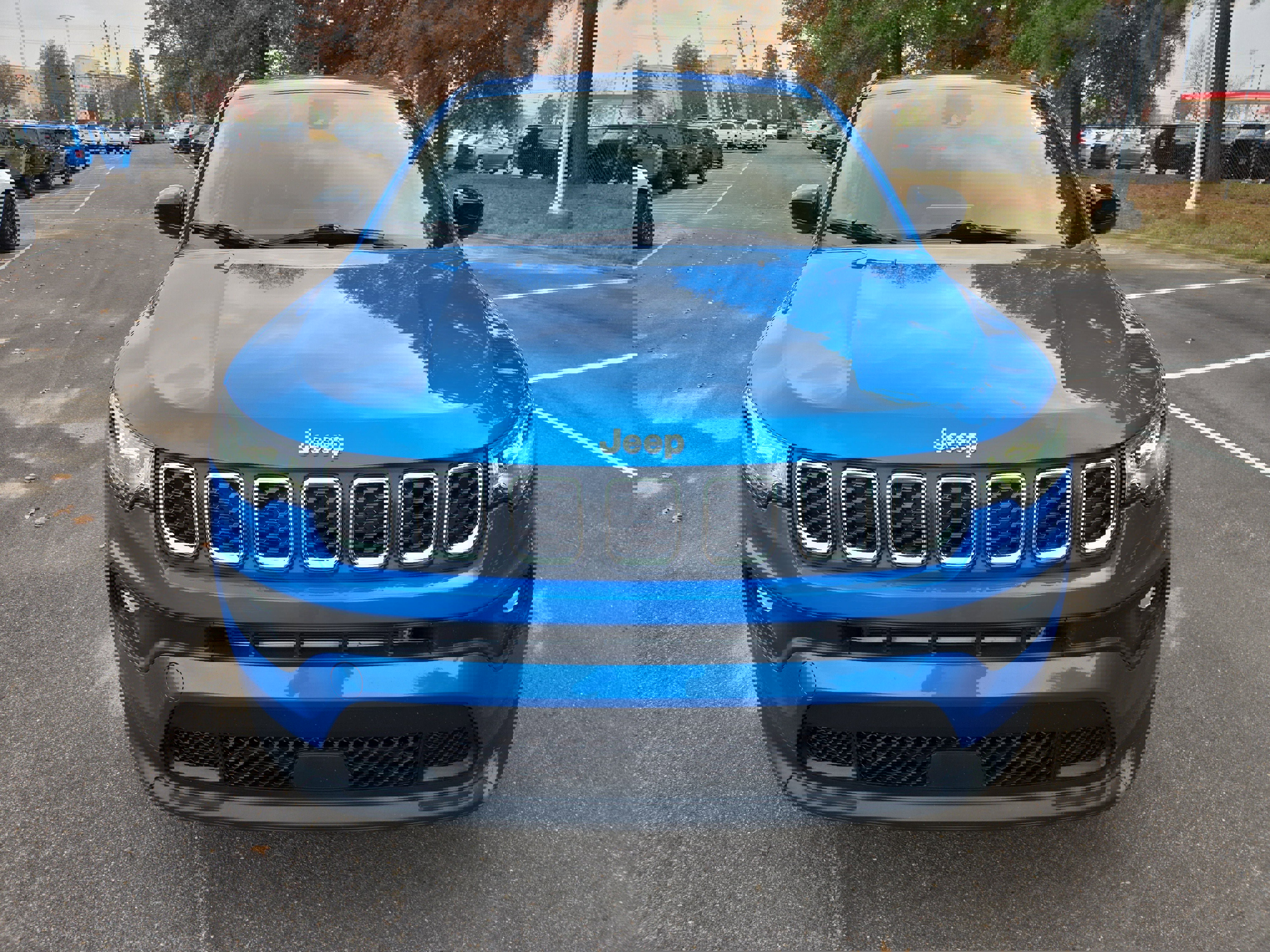 Certified 2024 Jeep Compass Latitude image 8