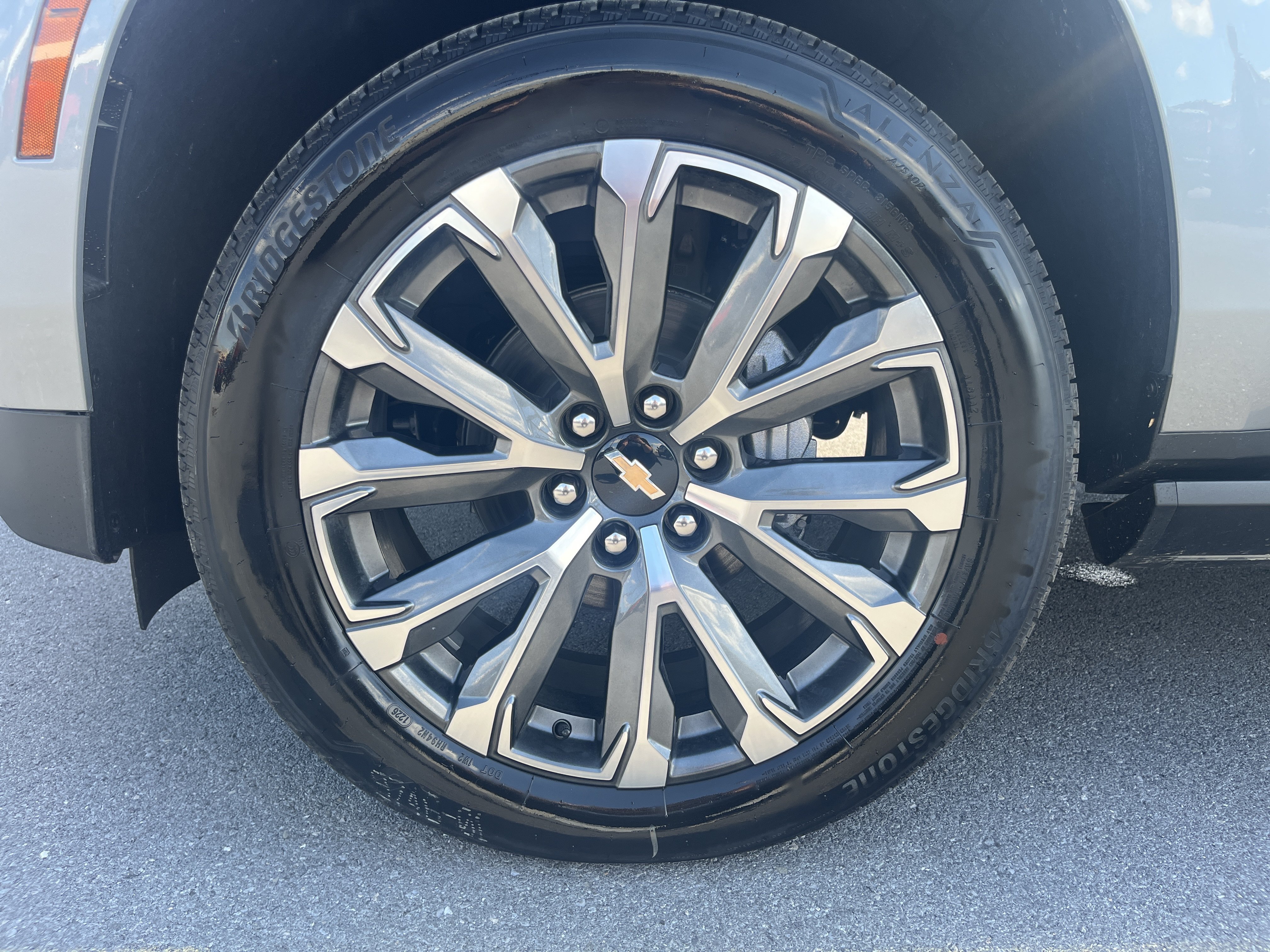 New 2026 Chevrolet Tahoe High Country AWD/4WD image 16