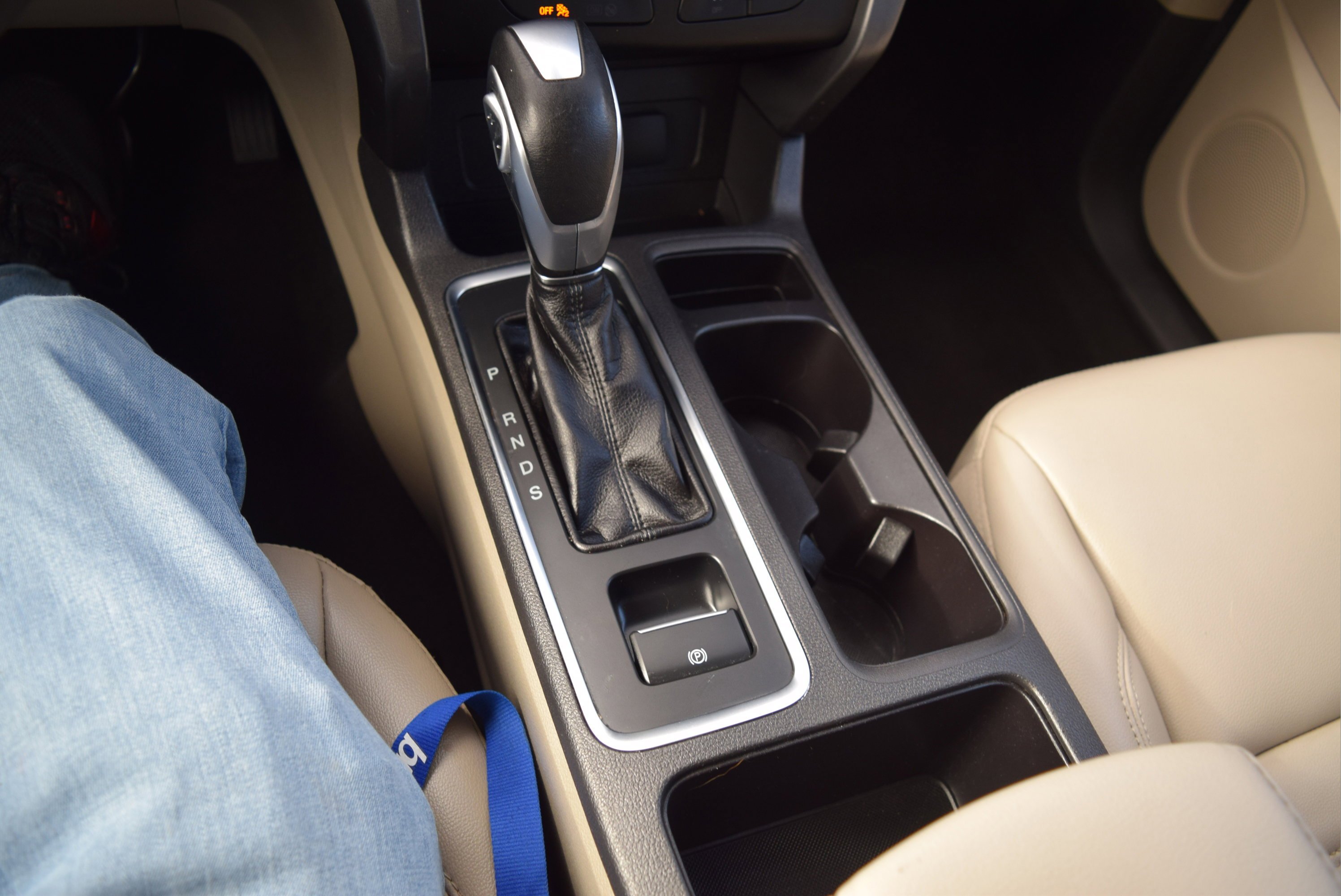Used 2019 Ford Escape SEL FWD image 14