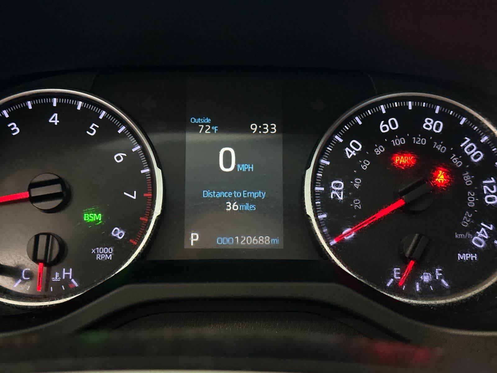 Used 2020 Toyota RAV4 XLE w/ Convenience Package image 28