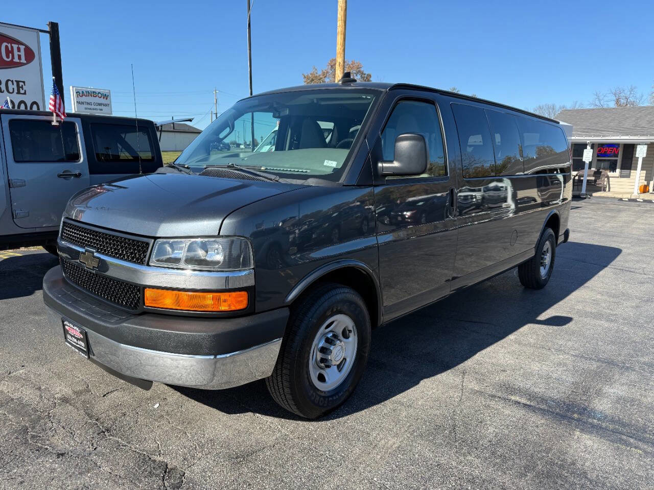 Used 2016 Chevrolet Express 3500 LT w/ LT Preferred Equipment Group image 2