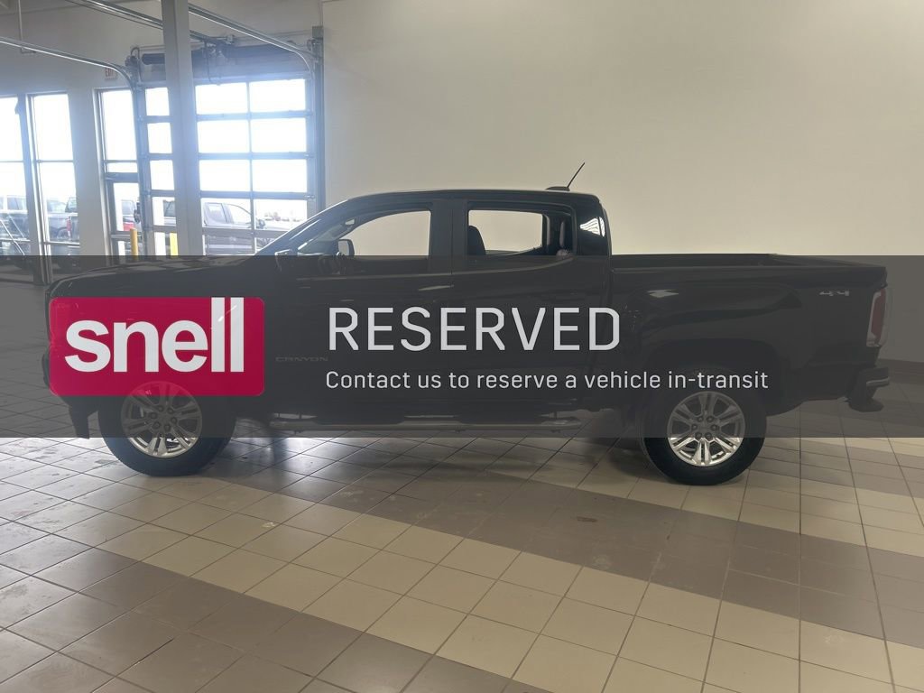 Used 2019 GMC Canyon SLE w/ Driver Alert Package image 2