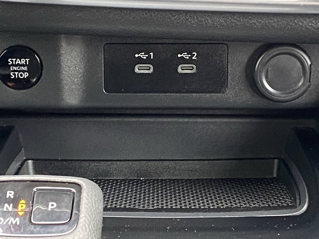 Used 2025 Nissan Rogue S FWD image 32