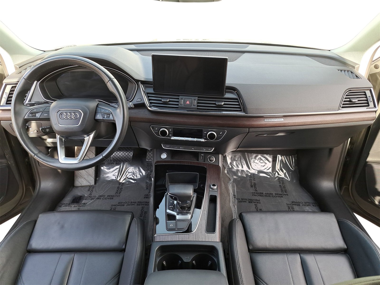Used 2023 Audi Q5 e Premium w/ Convenience Package image 9