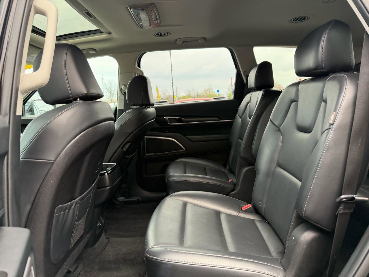 Used 2025 Kia Telluride S AWD/4WD image 18