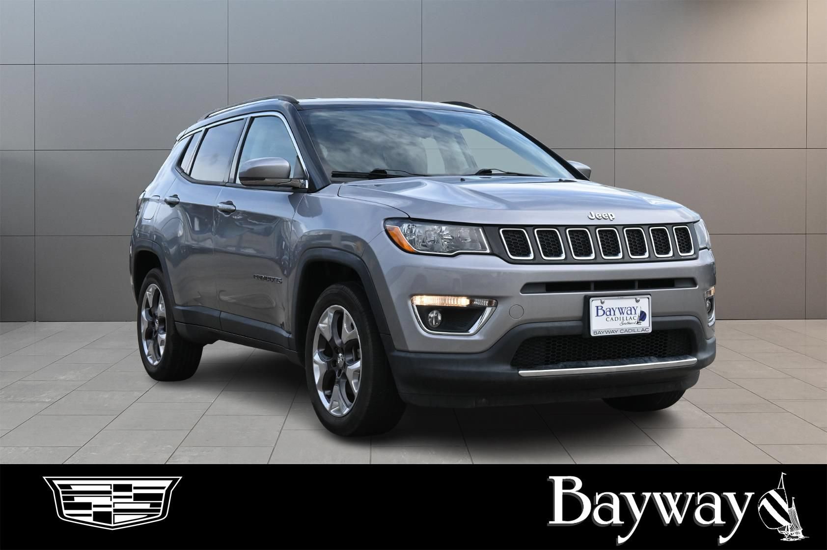 Used 2018 Jeep Compass Limited w/ Navigation Group AWD/4WD image 4