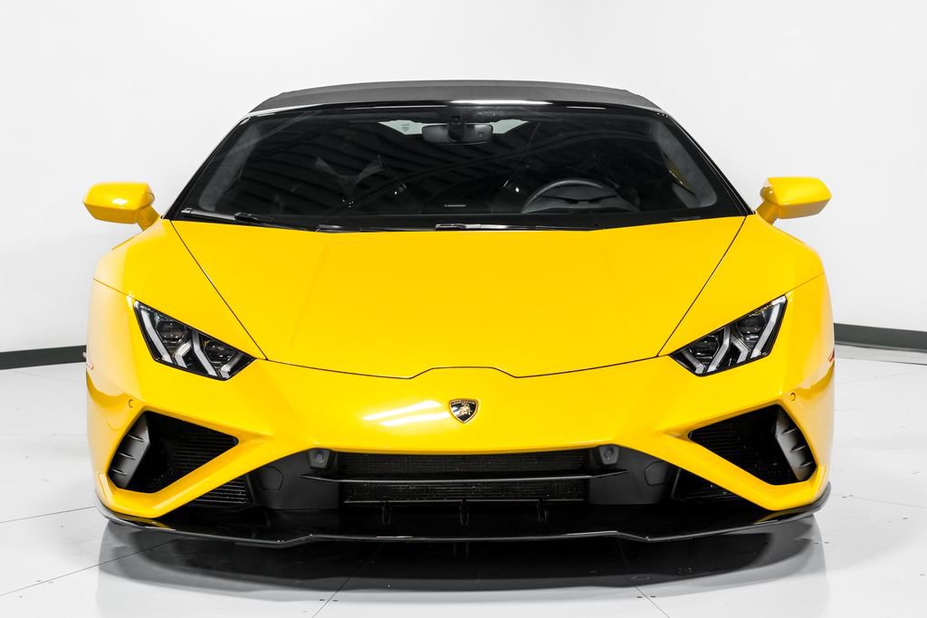 Used 2022 Lamborghini Huracan EVO RWD image 46
