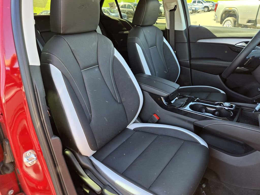 New 2025 Buick Envision Sport Touring image 15