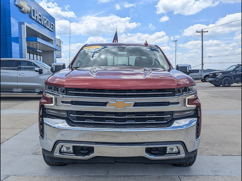Used 2021 Chevrolet Silverado 1500 LTZ w/ LTZ Premium Package AWD/4WD image 11